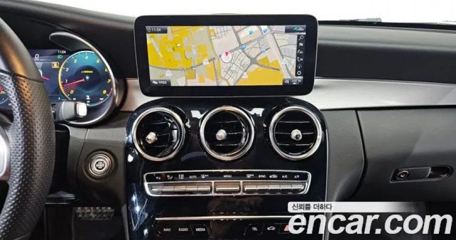 Mercedes-Benz C-Class 
