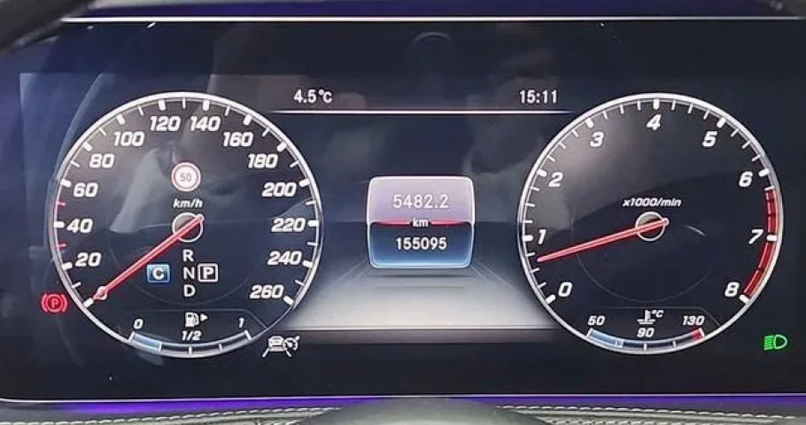 Mercedes-Benz S-Class 