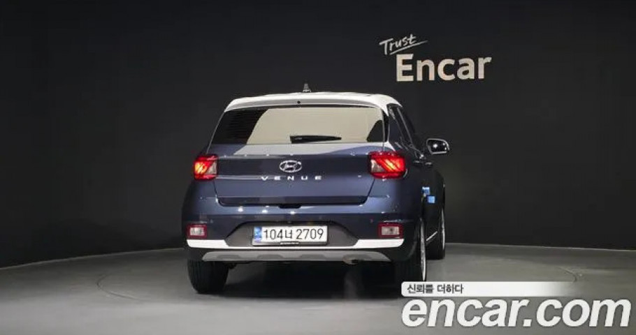 Hyundai Venue 