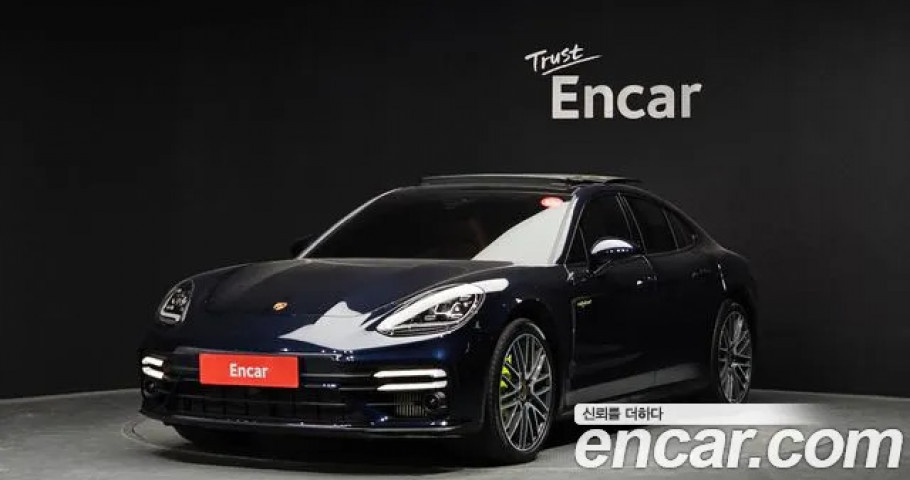 Porsche Panamera 