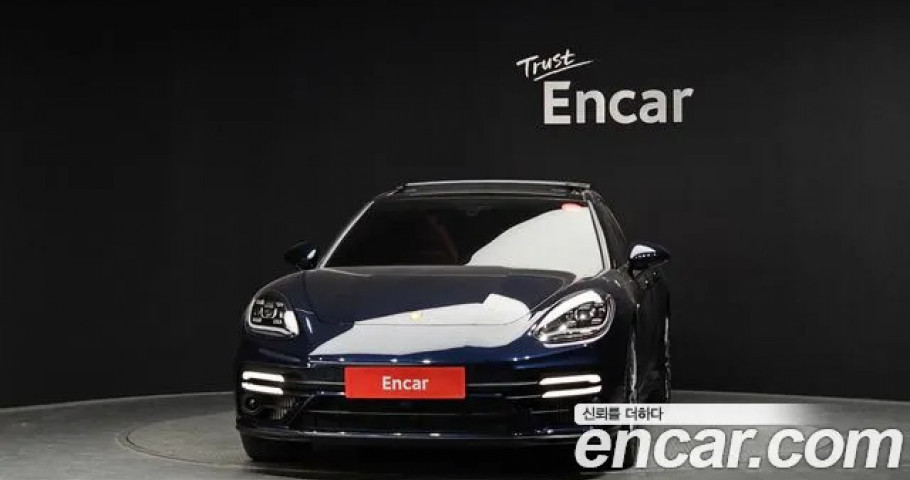 Porsche Panamera 