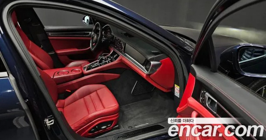 Porsche Panamera 