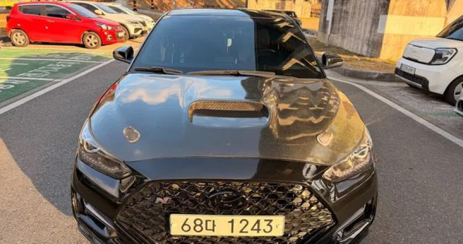 Hyundai Veloster 