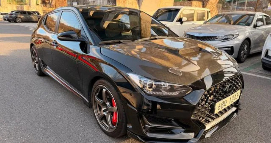 Hyundai Veloster 