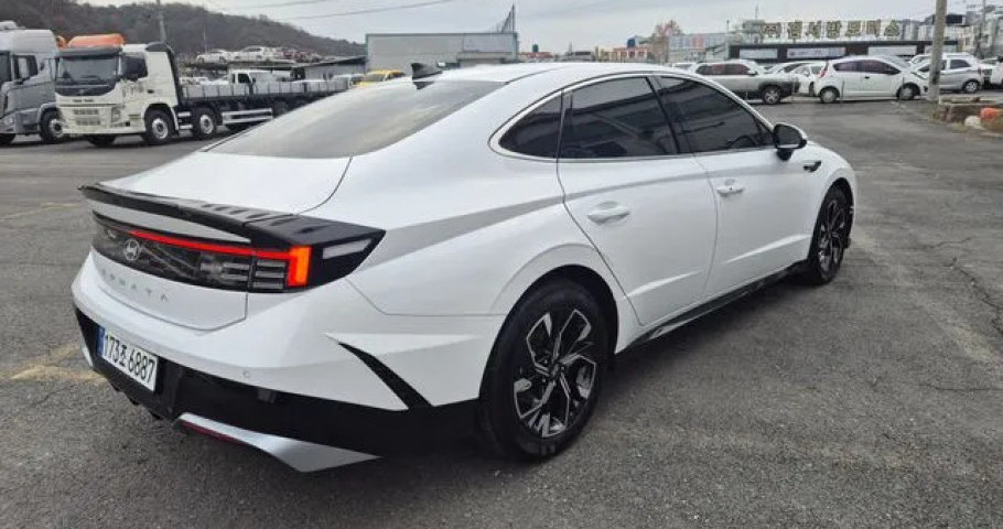 Hyundai Sonata 