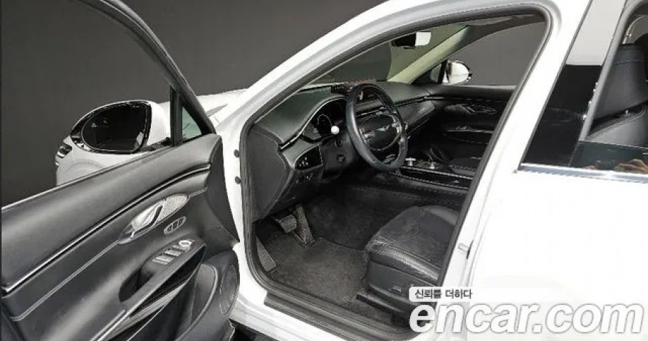 Genesis Gv70 