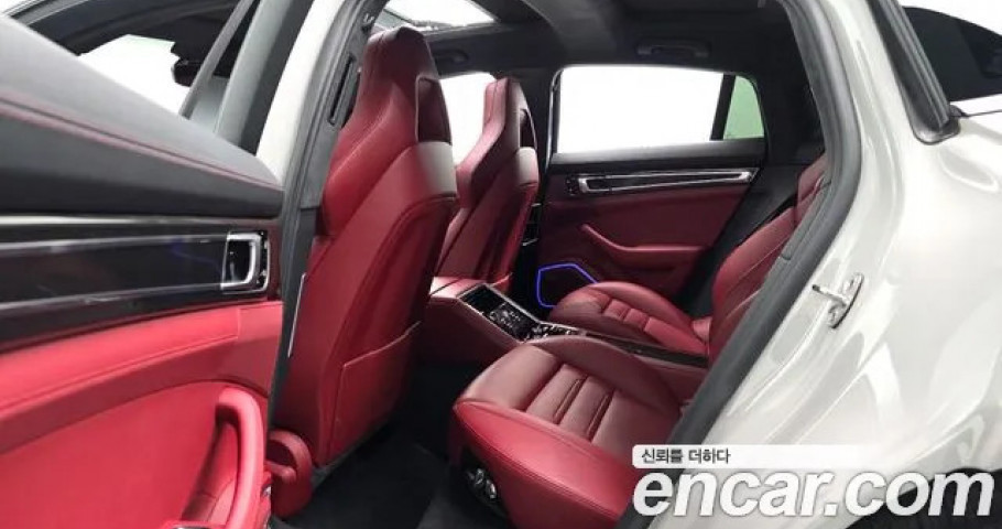 Porsche Panamera 