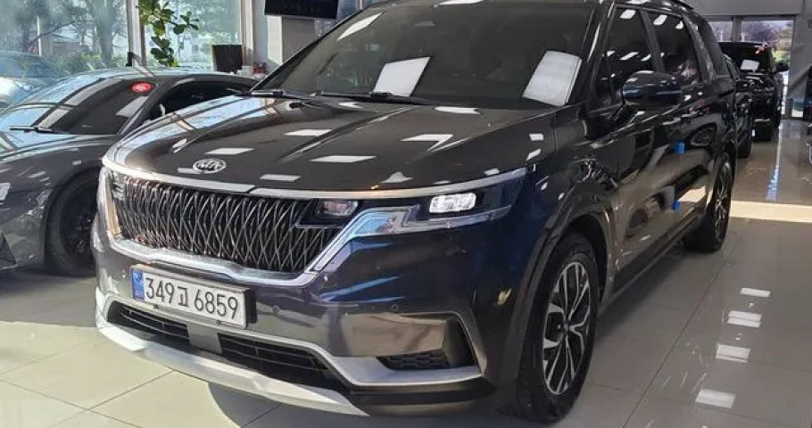 Kia Carnival 