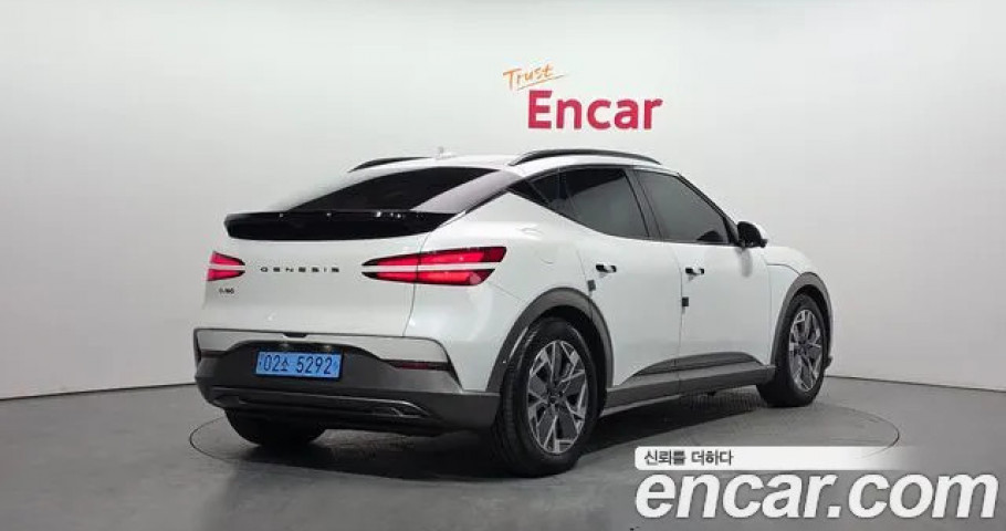 Genesis Gv60 