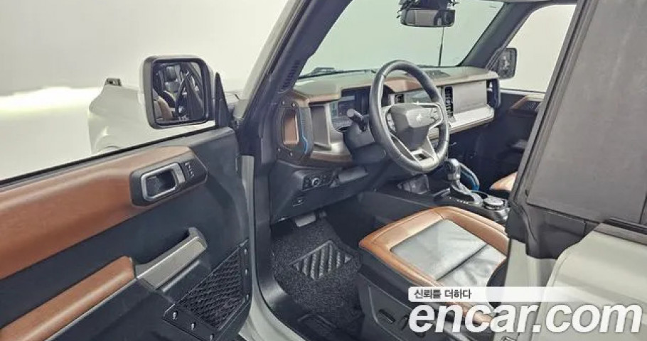 Ford Bronco 