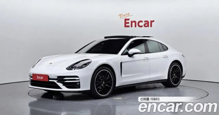Porsche Panamera 