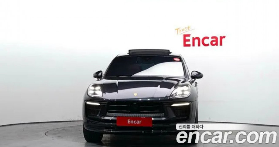 Porsche Macan 