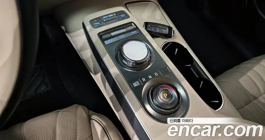 Genesis Gv70 