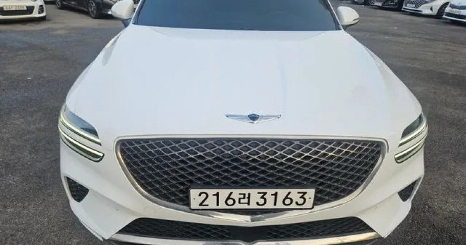 Genesis Gv70 