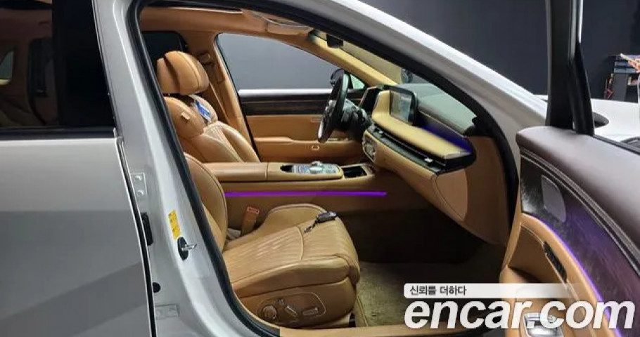 Genesis G90 