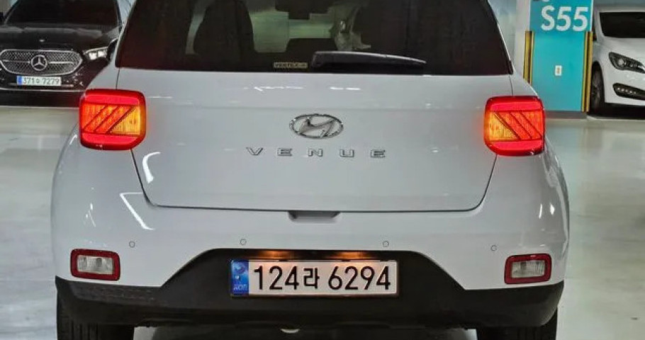 Hyundai Venue 
