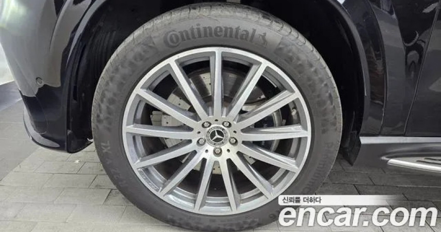 Mercedes-Benz Gls-Class 