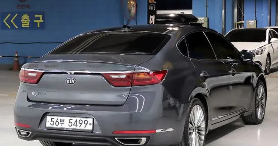 Kia K7 