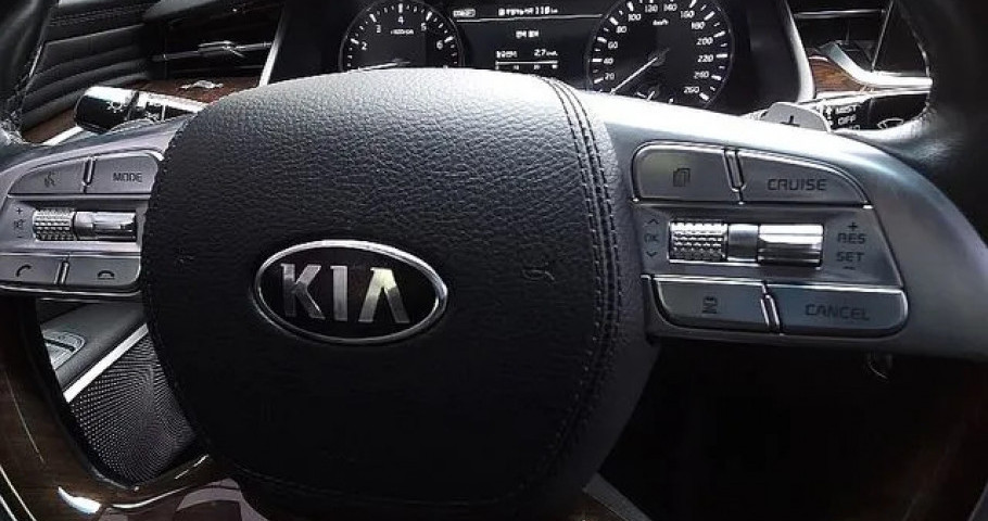 Kia K9 