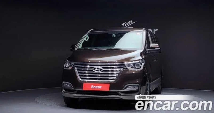 Hyundai Starex 