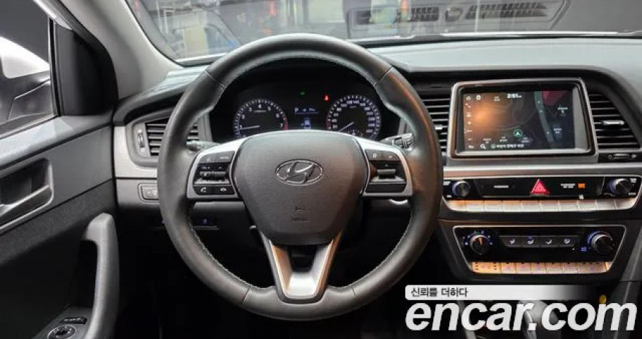 Hyundai Sonata 