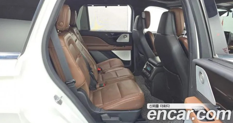 Lincoln Aviator 