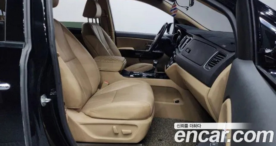 Kia Carnival 