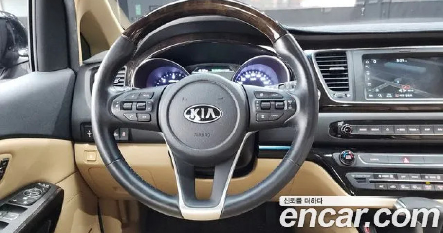 Kia Carnival 