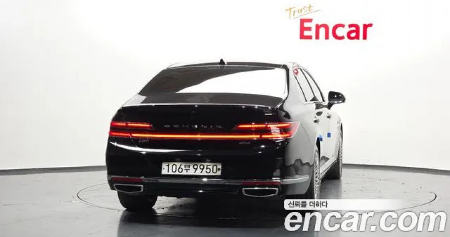 Genesis G90 