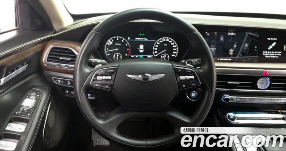 Genesis G90 