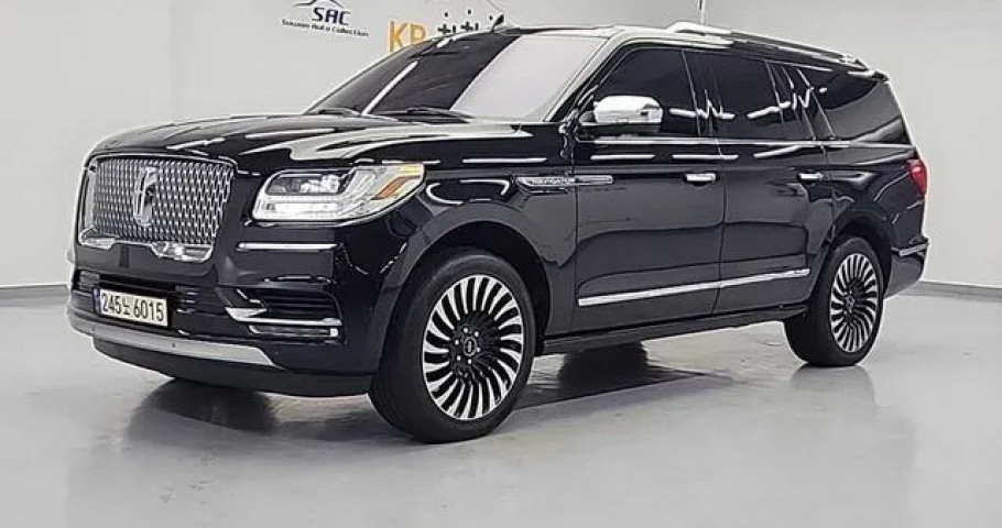 Lincoln Navigator 
