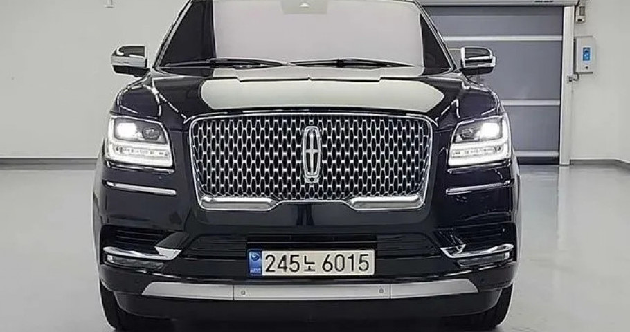 Lincoln Navigator 