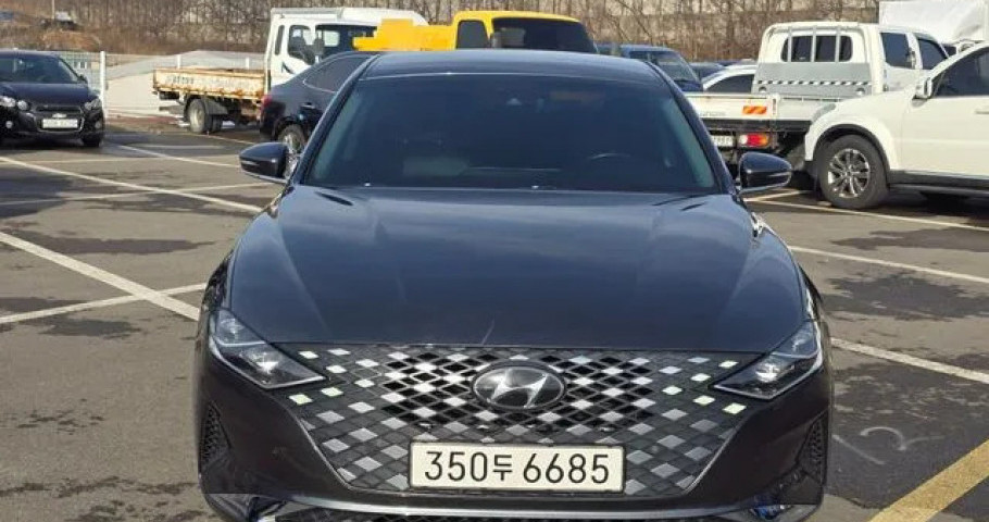 Hyundai Grandeur 