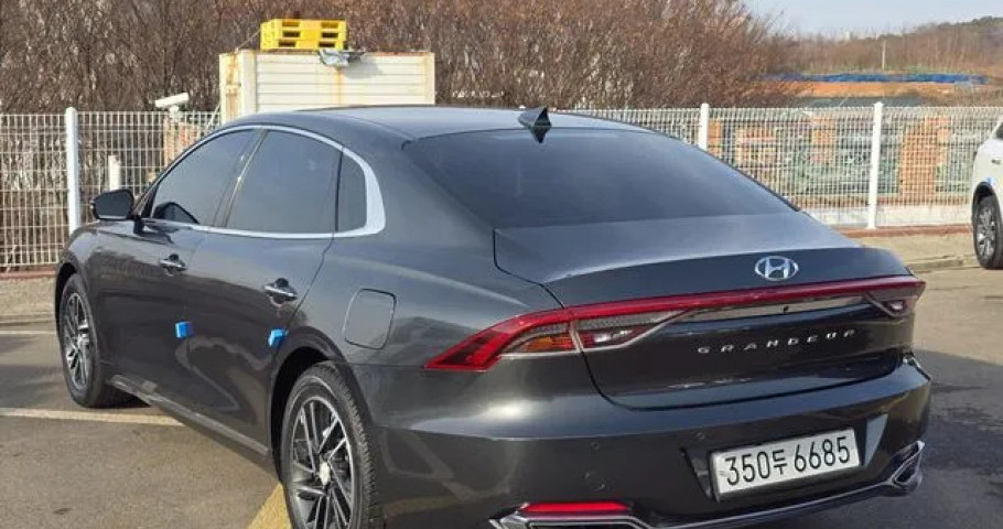 Hyundai Grandeur 