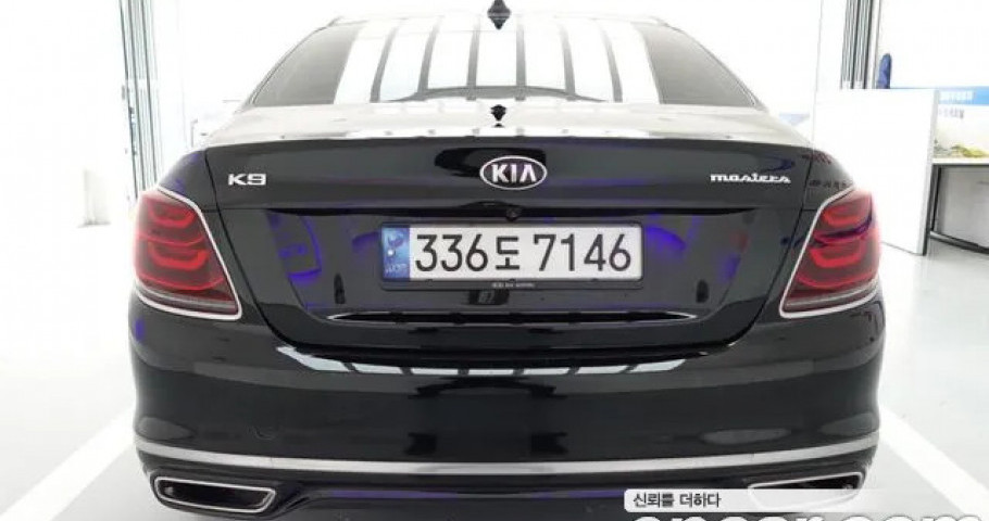 Kia K9 