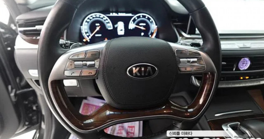 Kia K9 