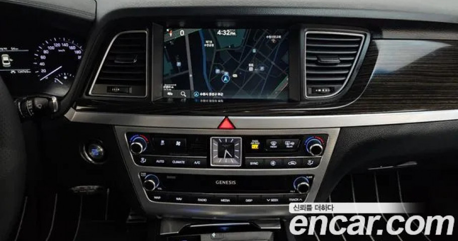 Genesis G80 