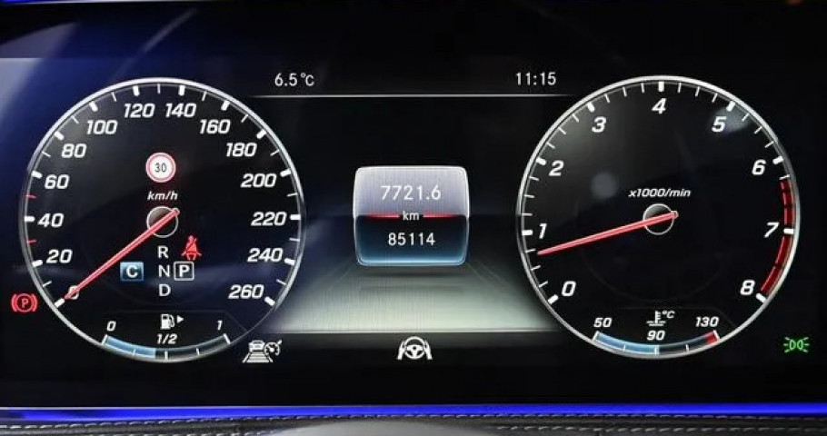 Mercedes-Benz S-Class 