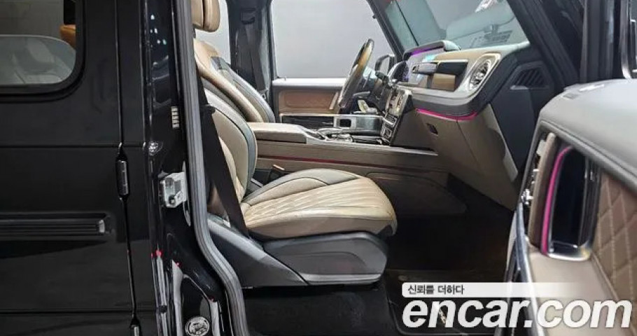 Mercedes-Benz G-Class 