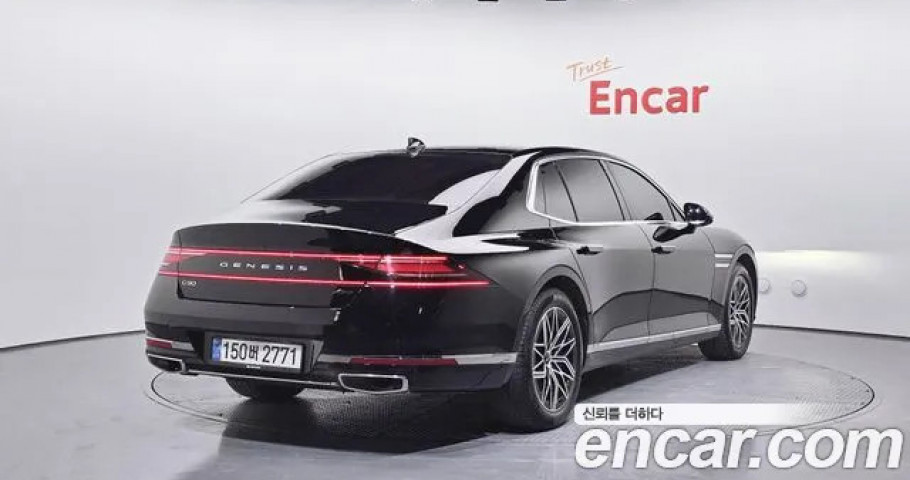 Genesis G90 
