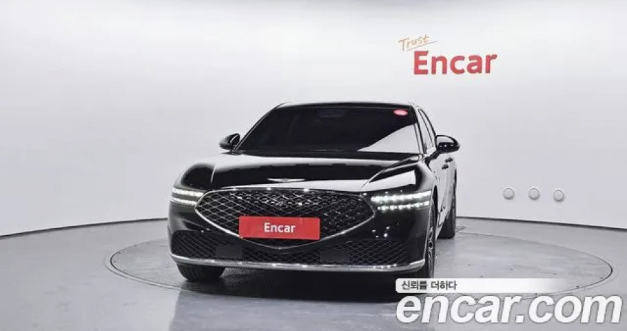 Genesis G90 