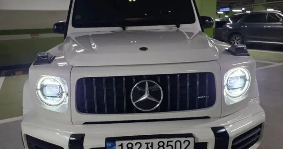 Mercedes-Benz G-Class 