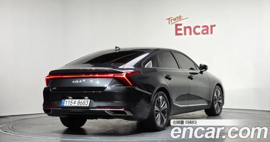 Kia K8 
