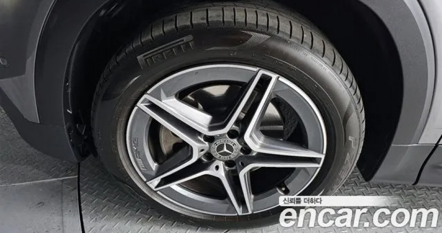 Mercedes-Benz Glb-Class 