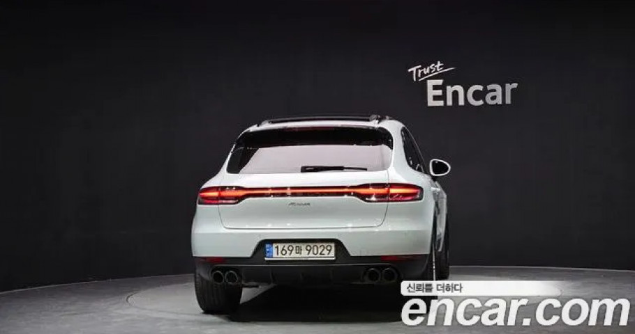Porsche Macan 