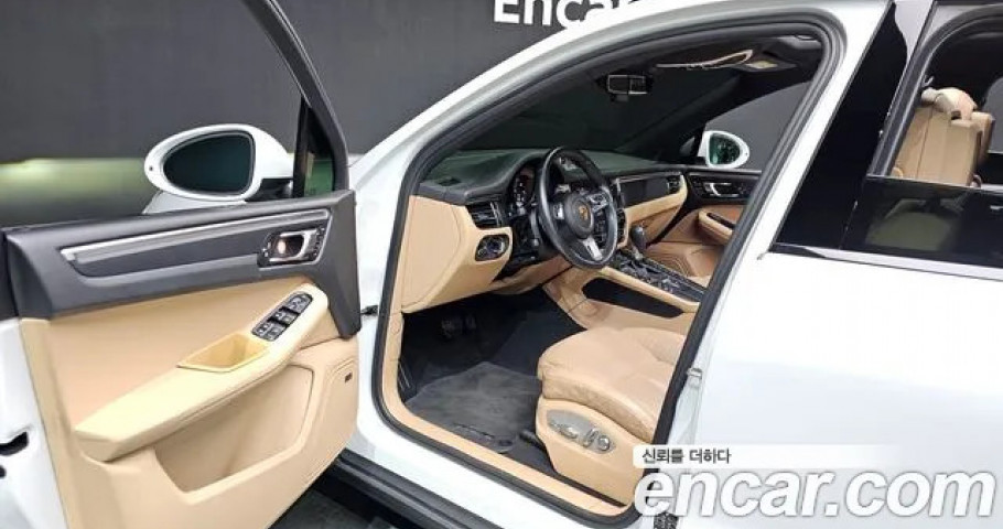 Porsche Macan 