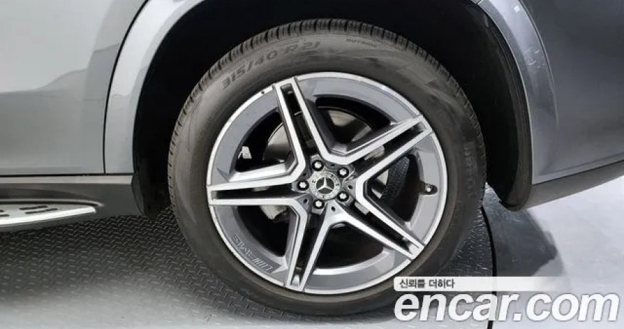 Mercedes-Benz Gls-Class 