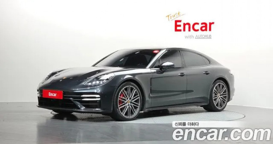 Porsche Panamera 