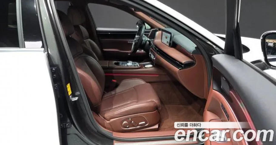 Genesis G90 