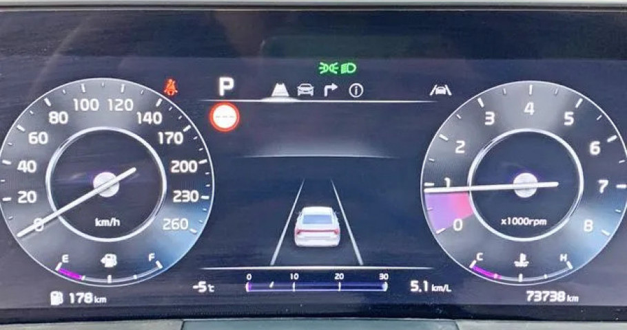 Kia K8 